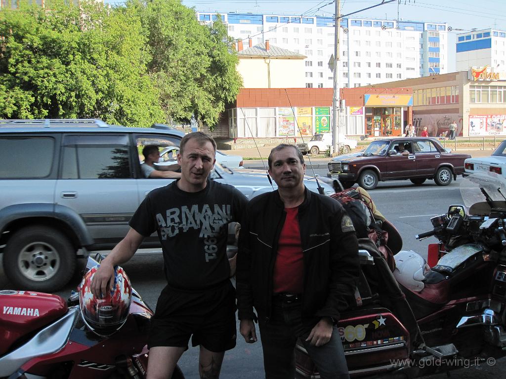 376.JPG - Novosibirsk (Siberia): motociclista locale