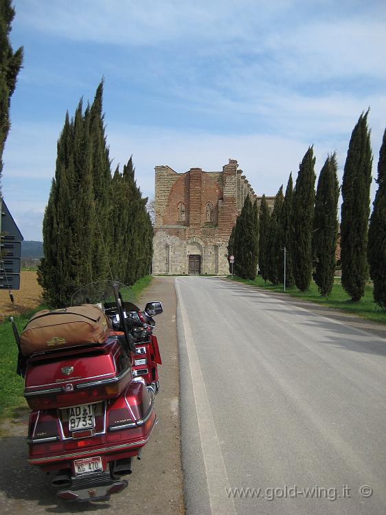 IMG_0038.JPG - Abbazia di San Galgano