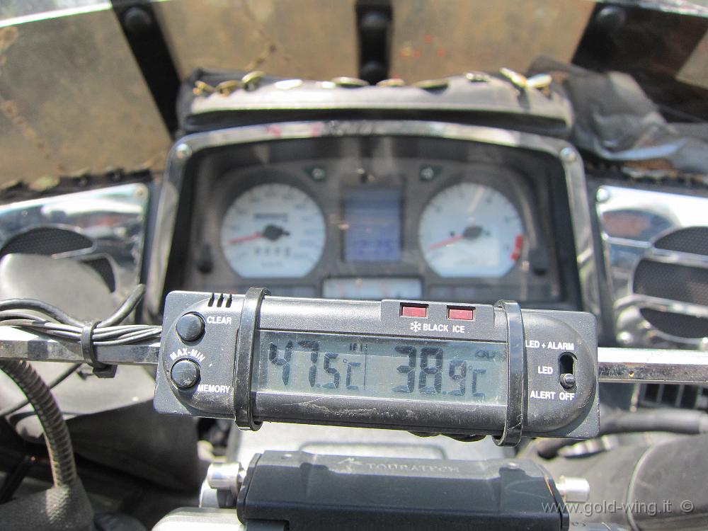 IMG_5698.JPG - Sakaiminato: oltre 40°