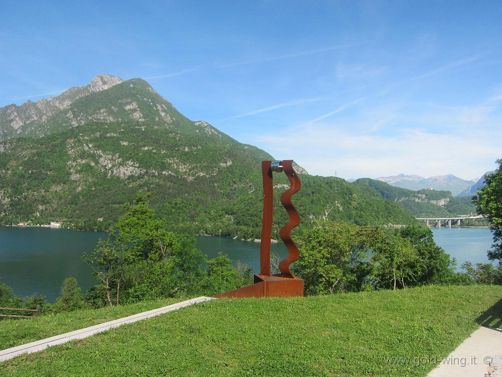 IMG_0281.JPG - Lago di Cavazzo: viadotto antisismico di Somplago