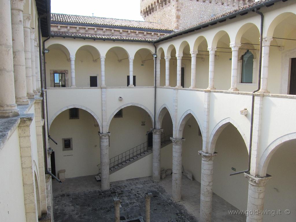 IMG_0403.JPG - Castello di Celano
