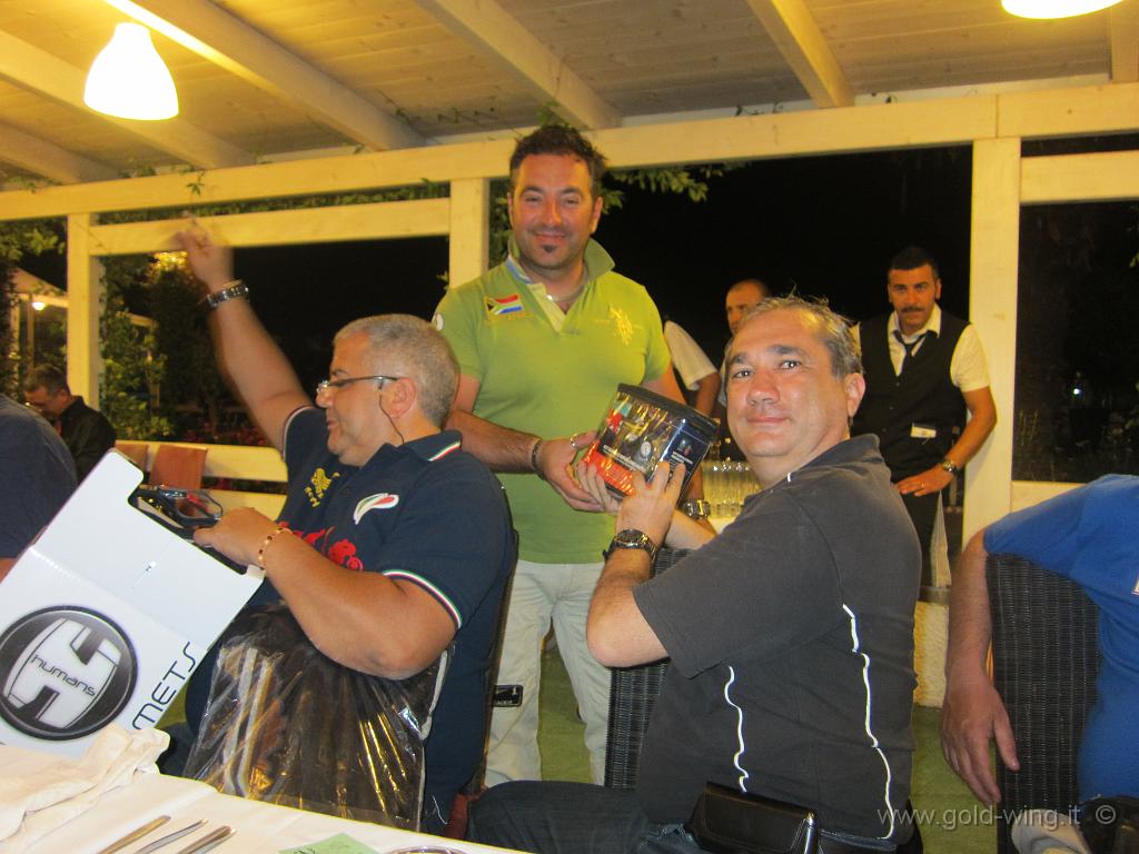 IMG_0548.JPG - Qualcosa lo vinco anch'io (kit riparagomme, con compressore)