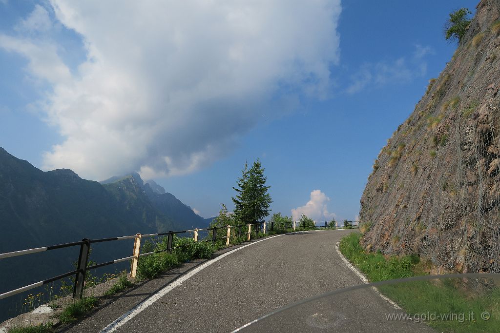 IMG_0196.JPG - Salita al Passo del Vivione (m 1.828)