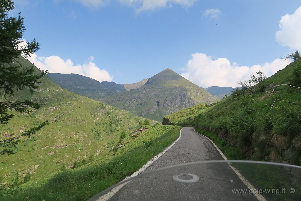 IMG_0199.JPG - Salita al Passo del Vivione (m 1.828)