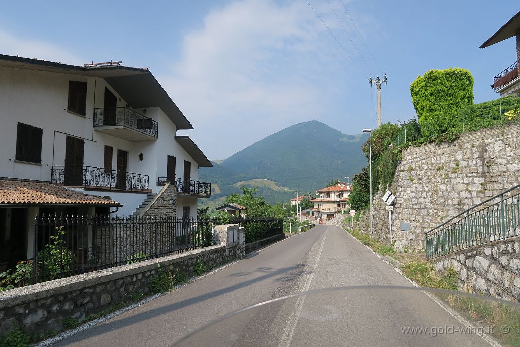 IMG_0883.JPG - Lago d'Iseo, discesa da Parzanica a Tavernola Bergamasca (BG)