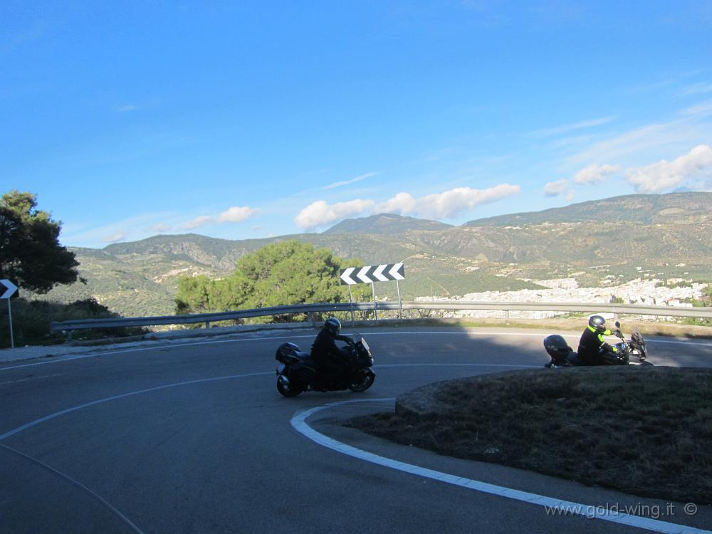 IMG_0093.JPG - Discesa verso Mattinata