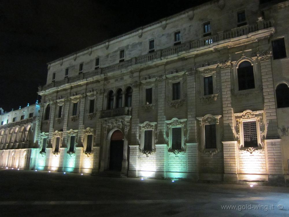 IMG_0107.JPG - Lecce, piazza del Duomo: il Seminario