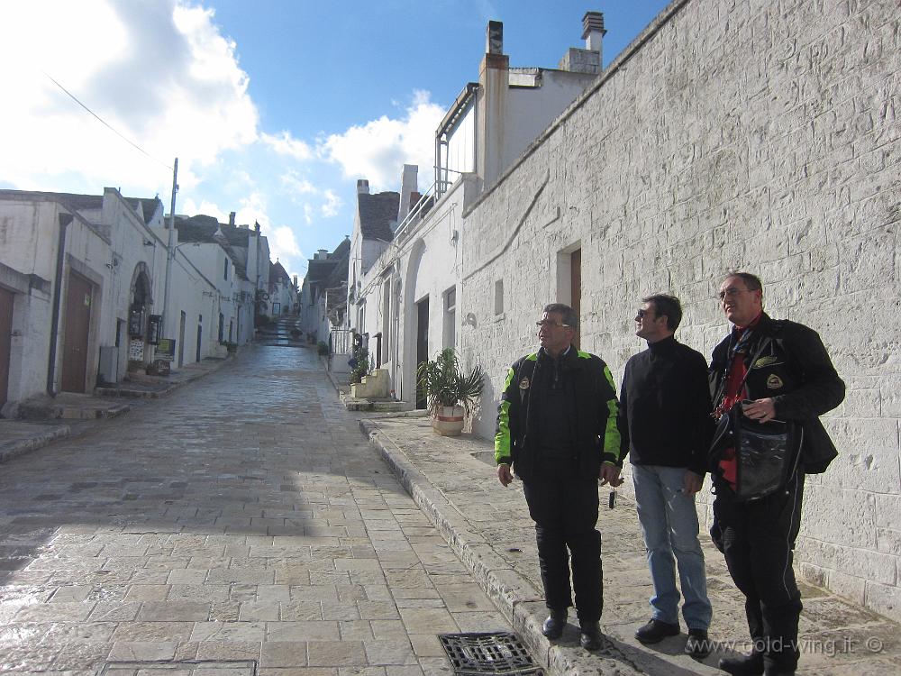 IMG_0021.JPG - A piedi per le vie di Alberobello