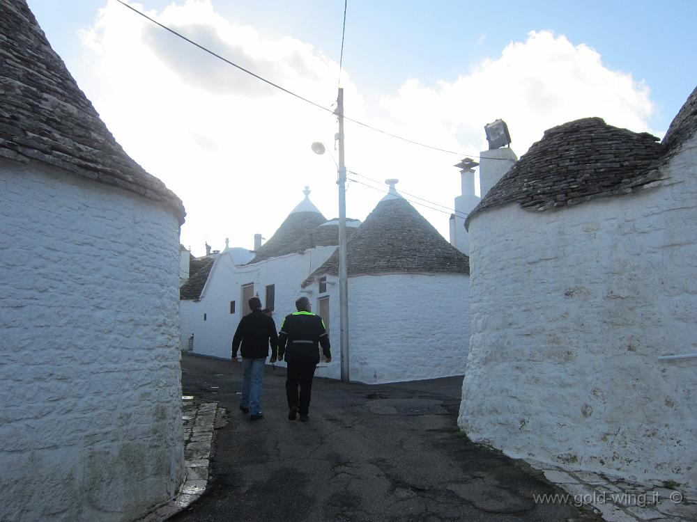 IMG_0023.JPG - A piedi per le vie di Alberobello