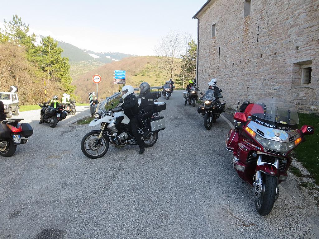 IMG_0310.JPG - Discesa dal Santuario di Macereto