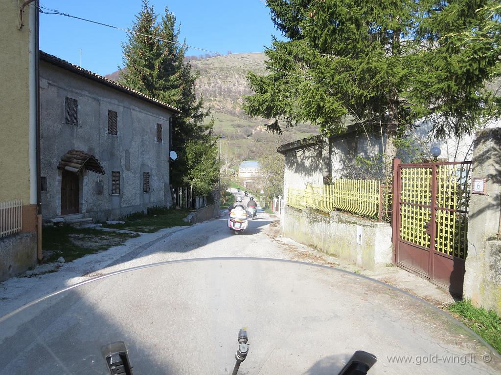 IMG_0321.JPG - Tra il Santuario di Macereto e Fiastra