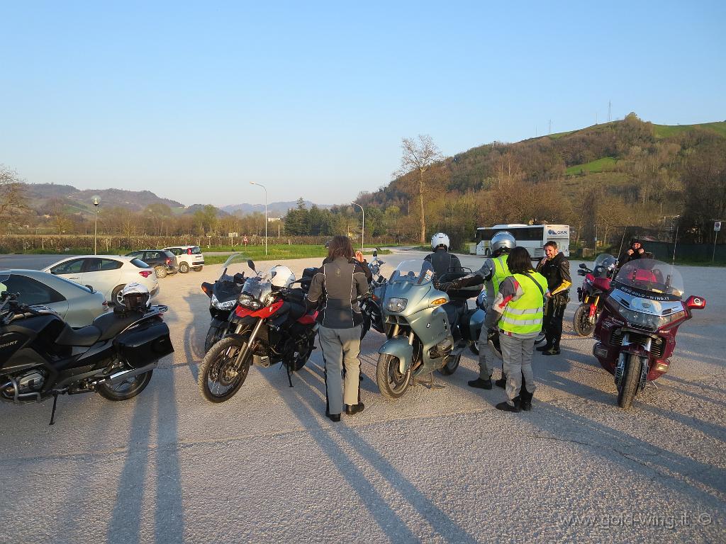 IMG_0415.JPG - Incontro prima di Cupra Marittima