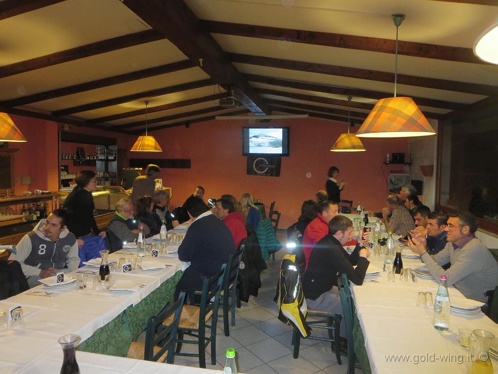 IMG_0434.JPG - Inizio della cena