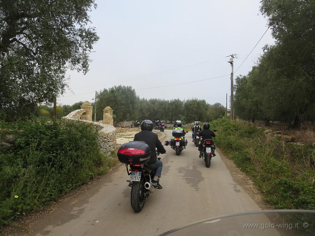 IMG_0096.JPG - Da Cerfignano verso il mare