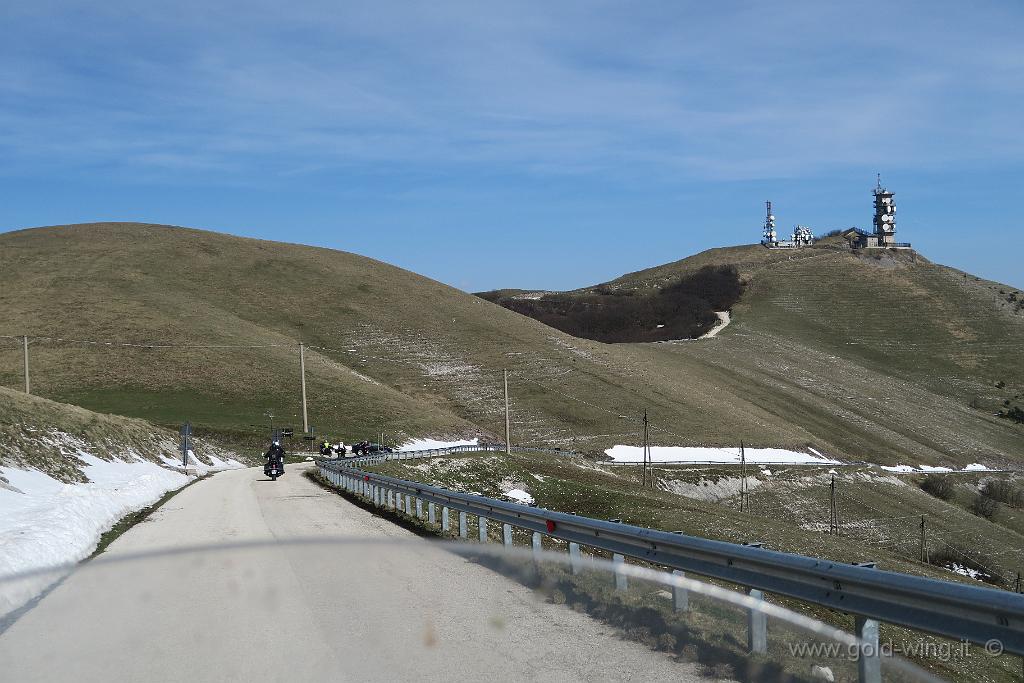 IMG_0063.JPG - Discesa dal Monte Cucco (m 1.566)