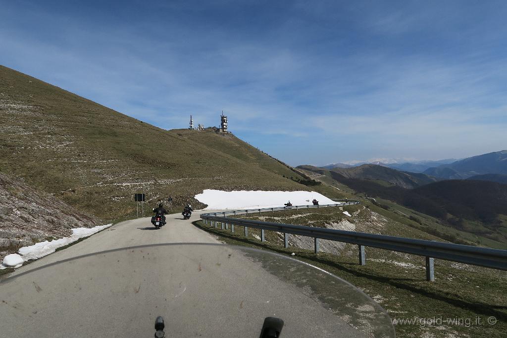 IMG_0068.JPG - Discesa dal Monte Cucco (m 1.566)