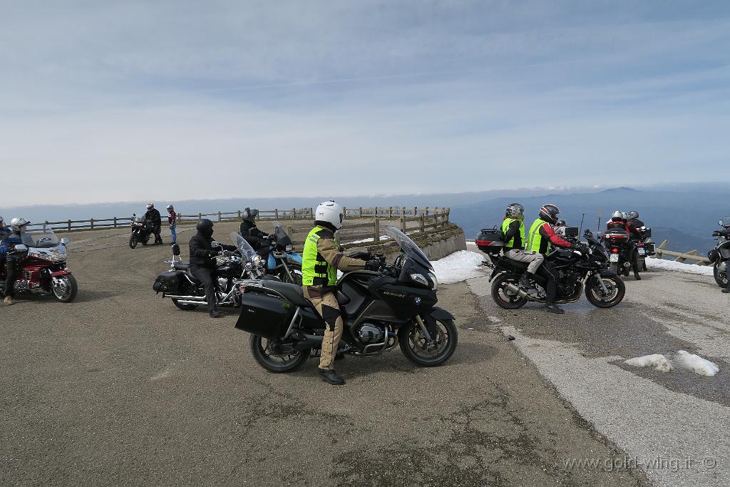 IMG_0214.JPG - Partenza dal Monte Nerone (m 1.525)
