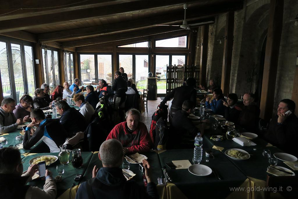 IMG_0288.JPG - Pietralunga: pranzo