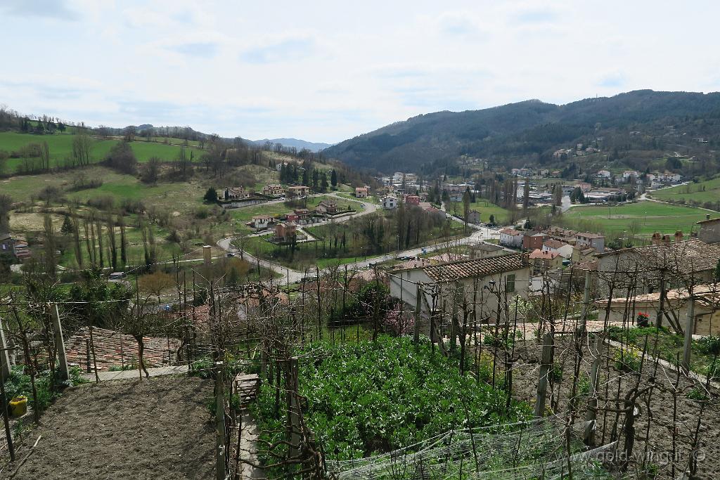 IMG_0291.JPG - Pietralunga: panorama dal ristorante