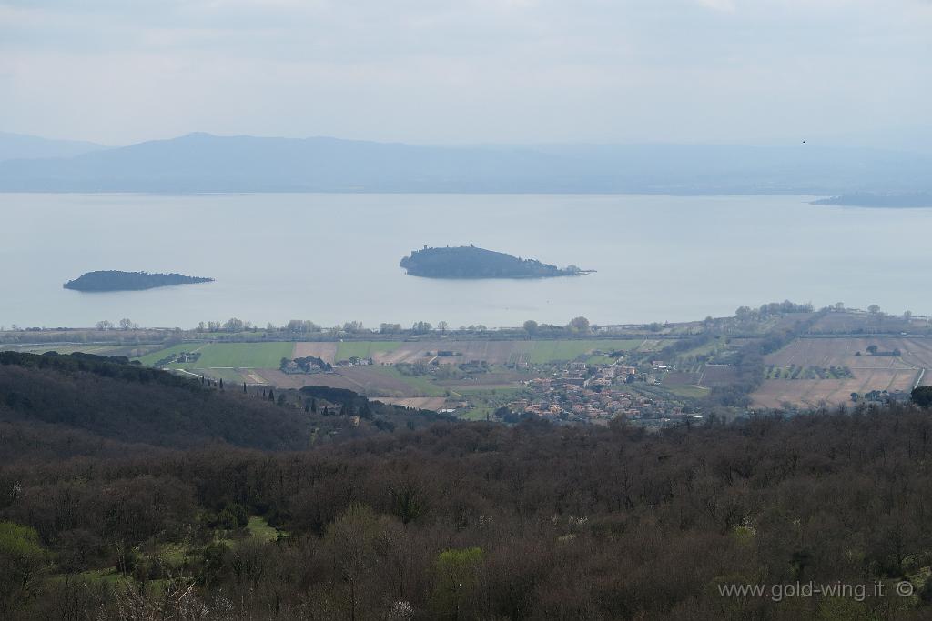 IMG_0340.JPG - Gosparini (m 604) (PG): panorama sul Lago Trasimeno