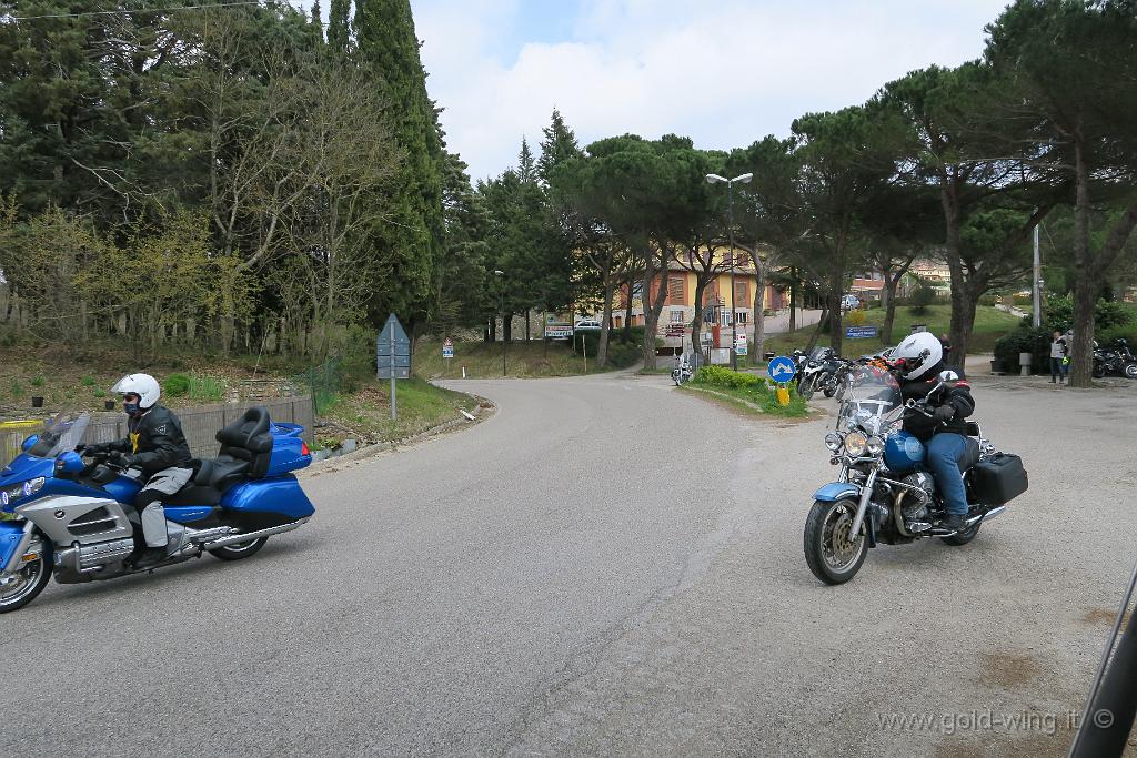 IMG_0354.JPG - Partenza da Gosparini, verso il Lago Trasimeno