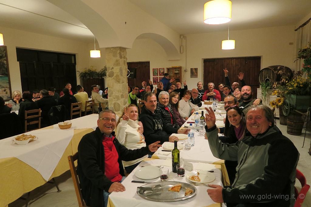 IMG_0472.JPG - Cena al Camping Rio Verde
