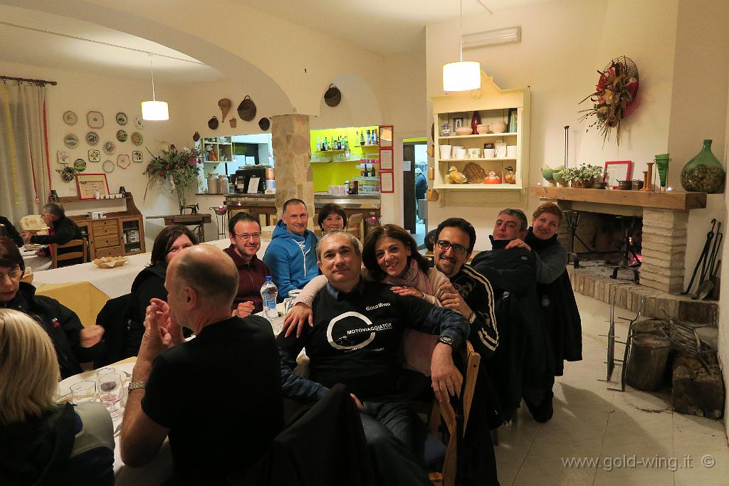 IMG_0474.JPG - Cena al Camping Rio Verde