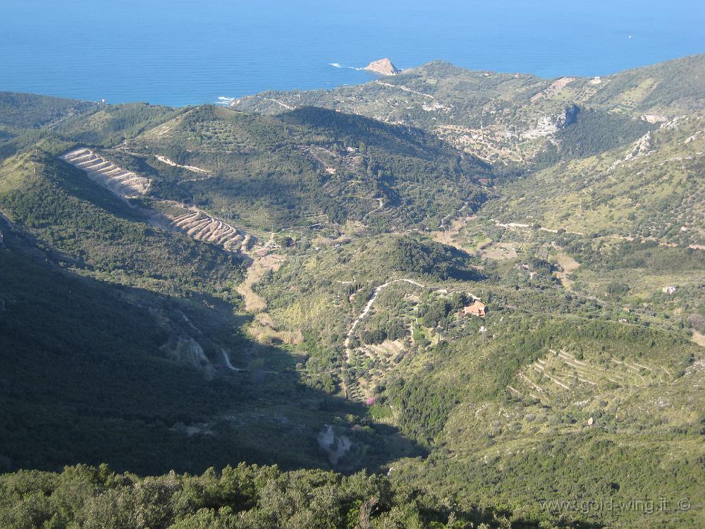 IMG_0239.JPG - Panorama dalla cima del Monte Argentario